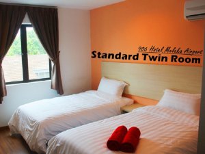 Standard_Twin_Room